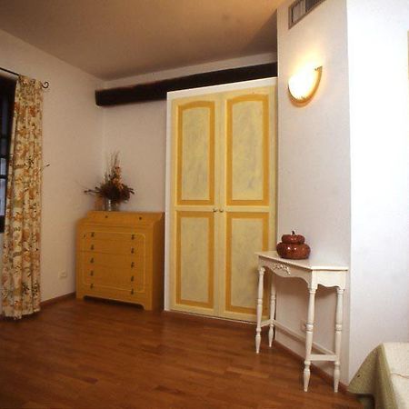 Agriturismo La Vecchia Dolceacqua Βίλα Εξωτερικό φωτογραφία